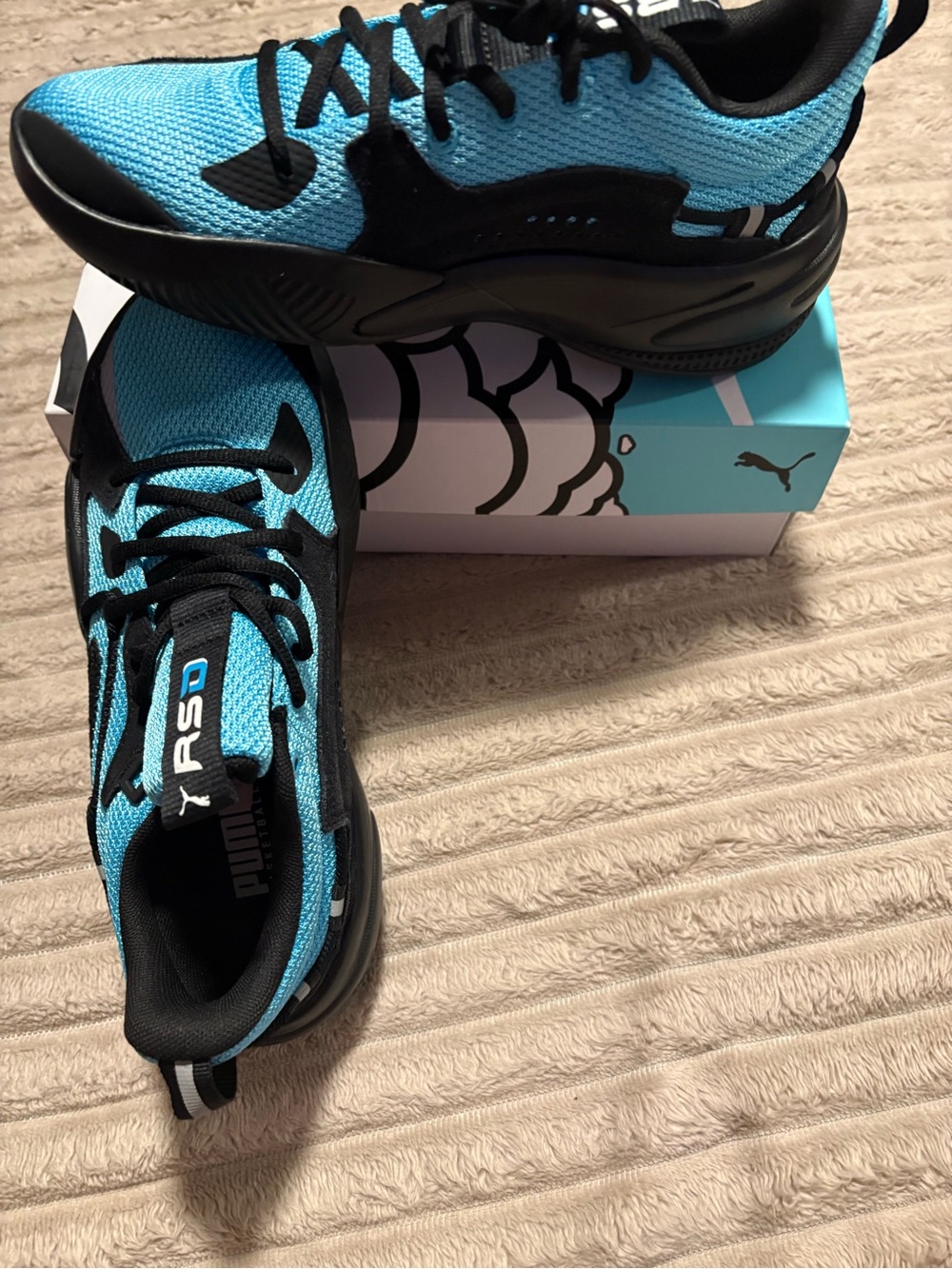 Puma Kids Teal and Black RSD Mesh Sneakers BNWT-  AT-3/12 size 5.5C